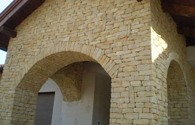Kőburkolat - Balatonföldvár - ürömi mediterrán kő